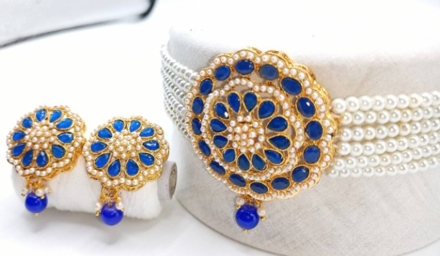 Women's Designer Necklace Earrings Set